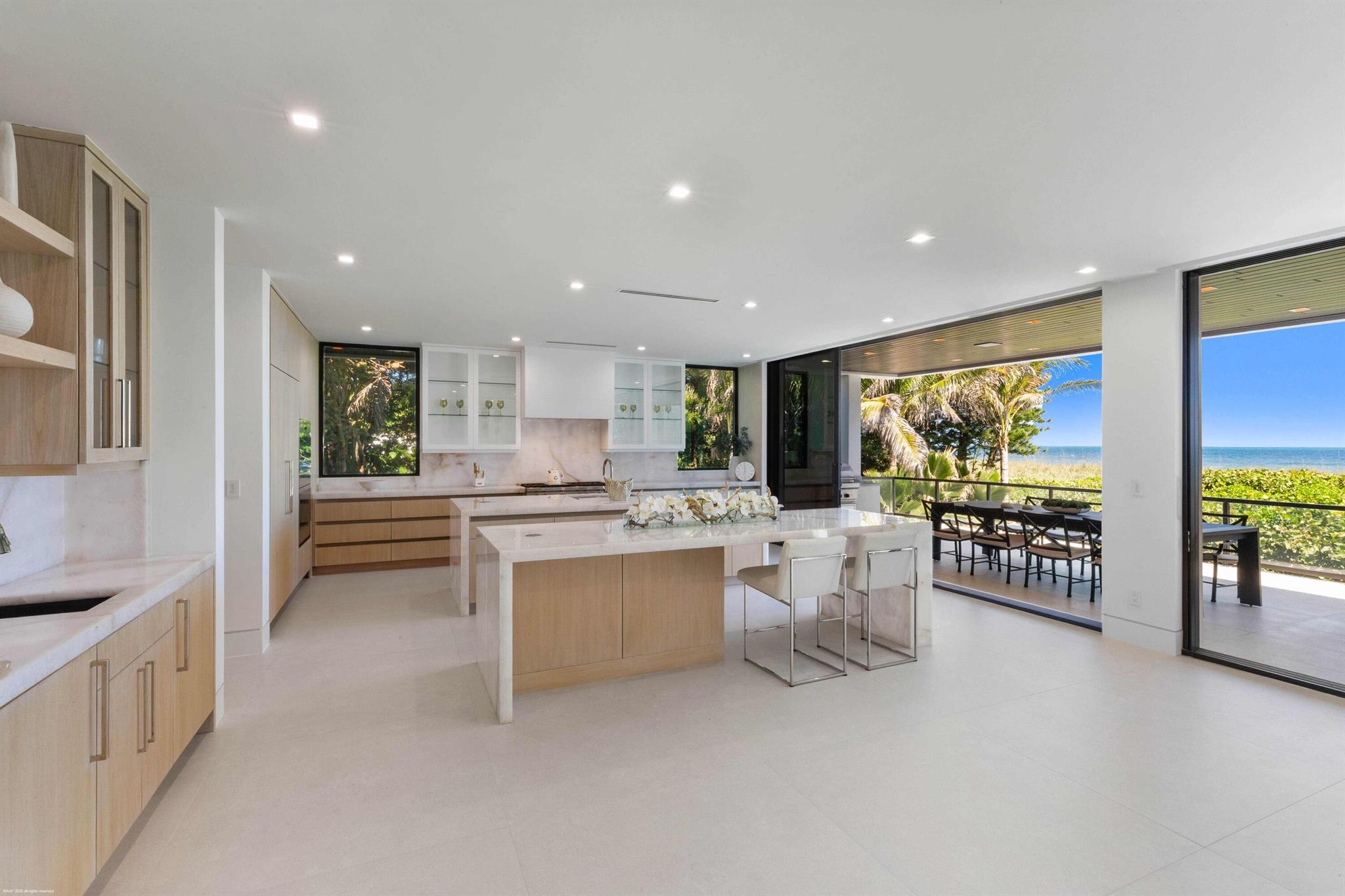 Xxx N Beach Rd Jupiter Island, FL 33455