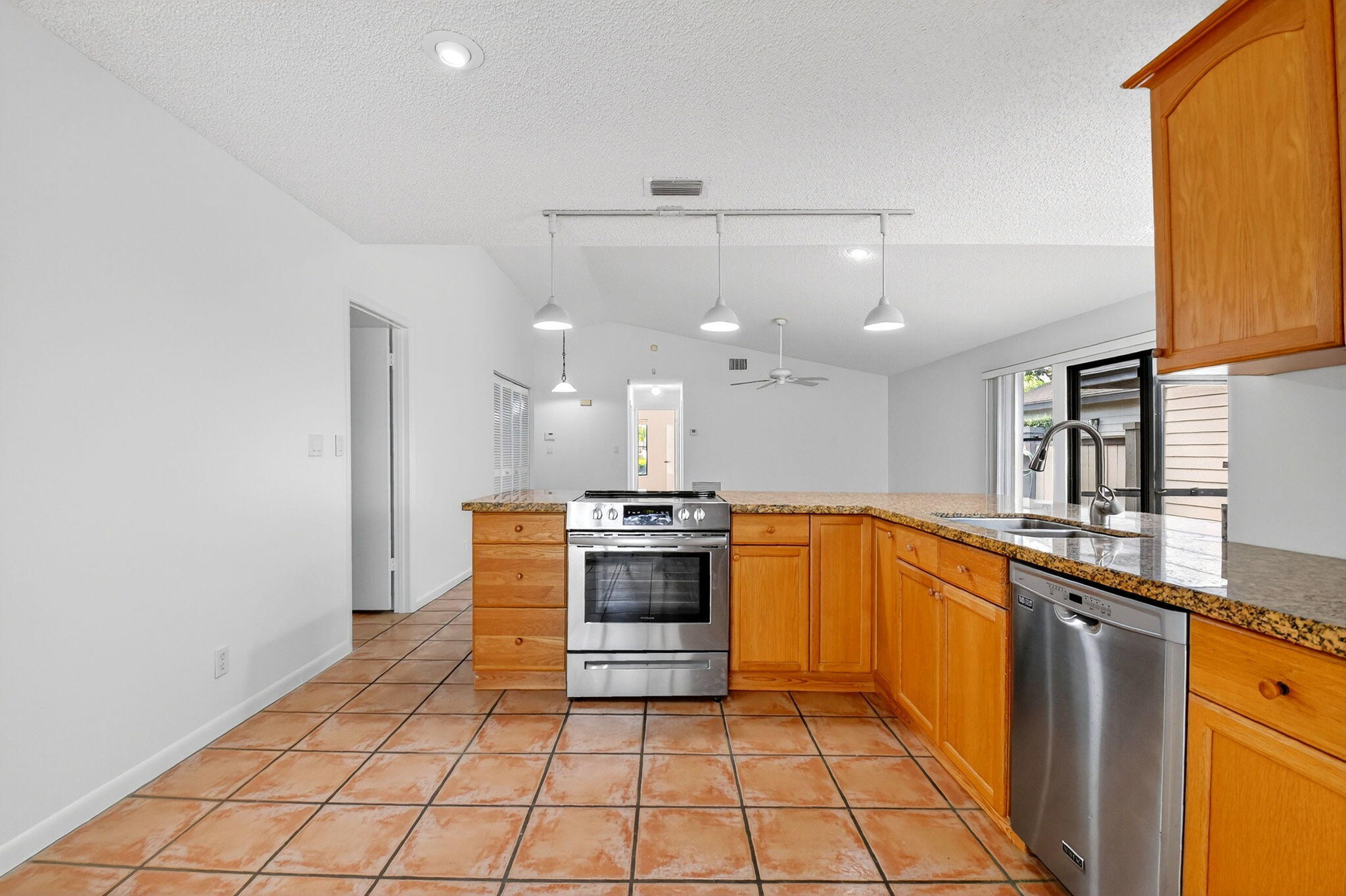 2515 Bedford Mews Dr Wellington, FL 33414