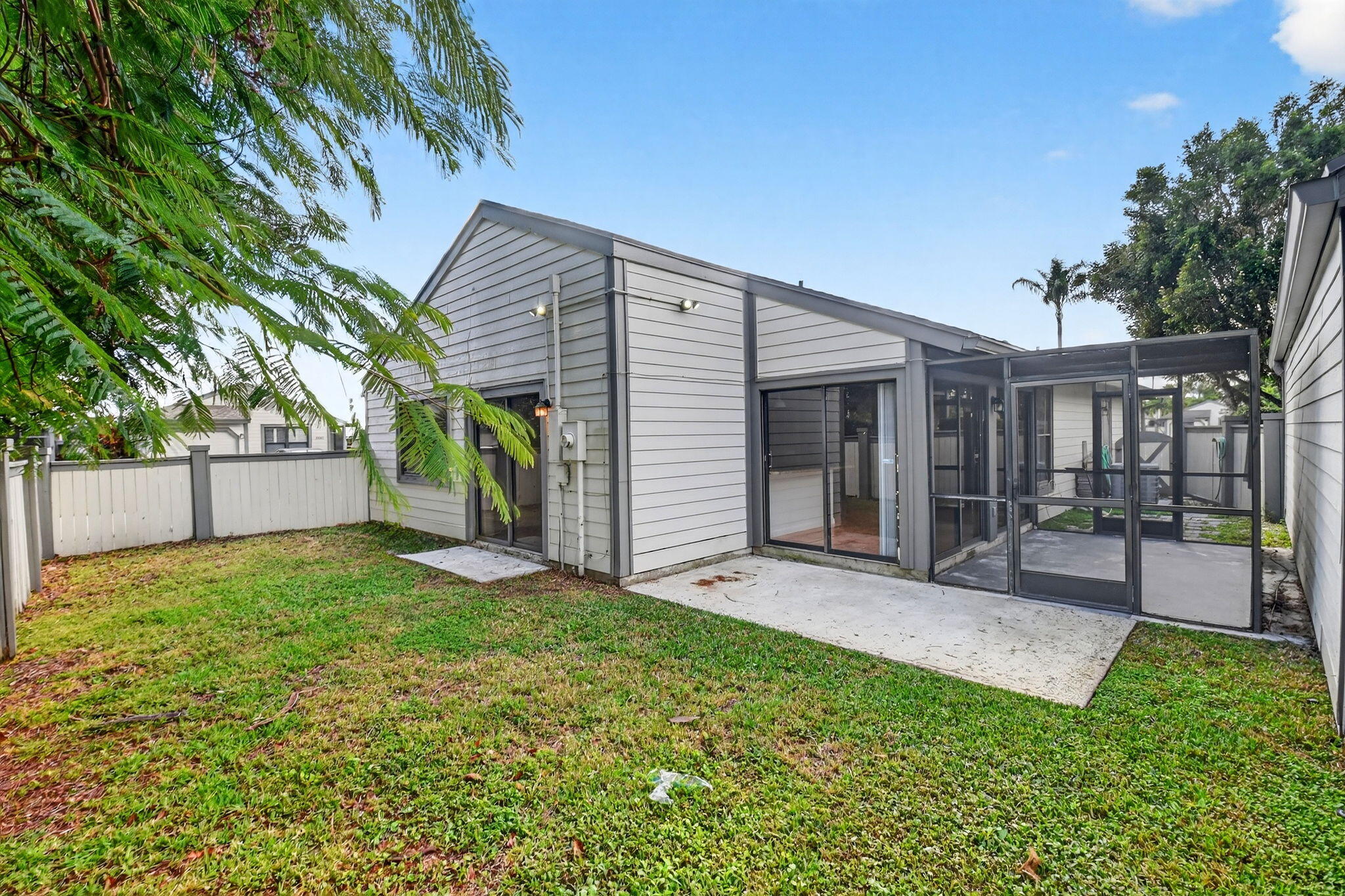 2515 Bedford Mews Dr Wellington, FL 33414