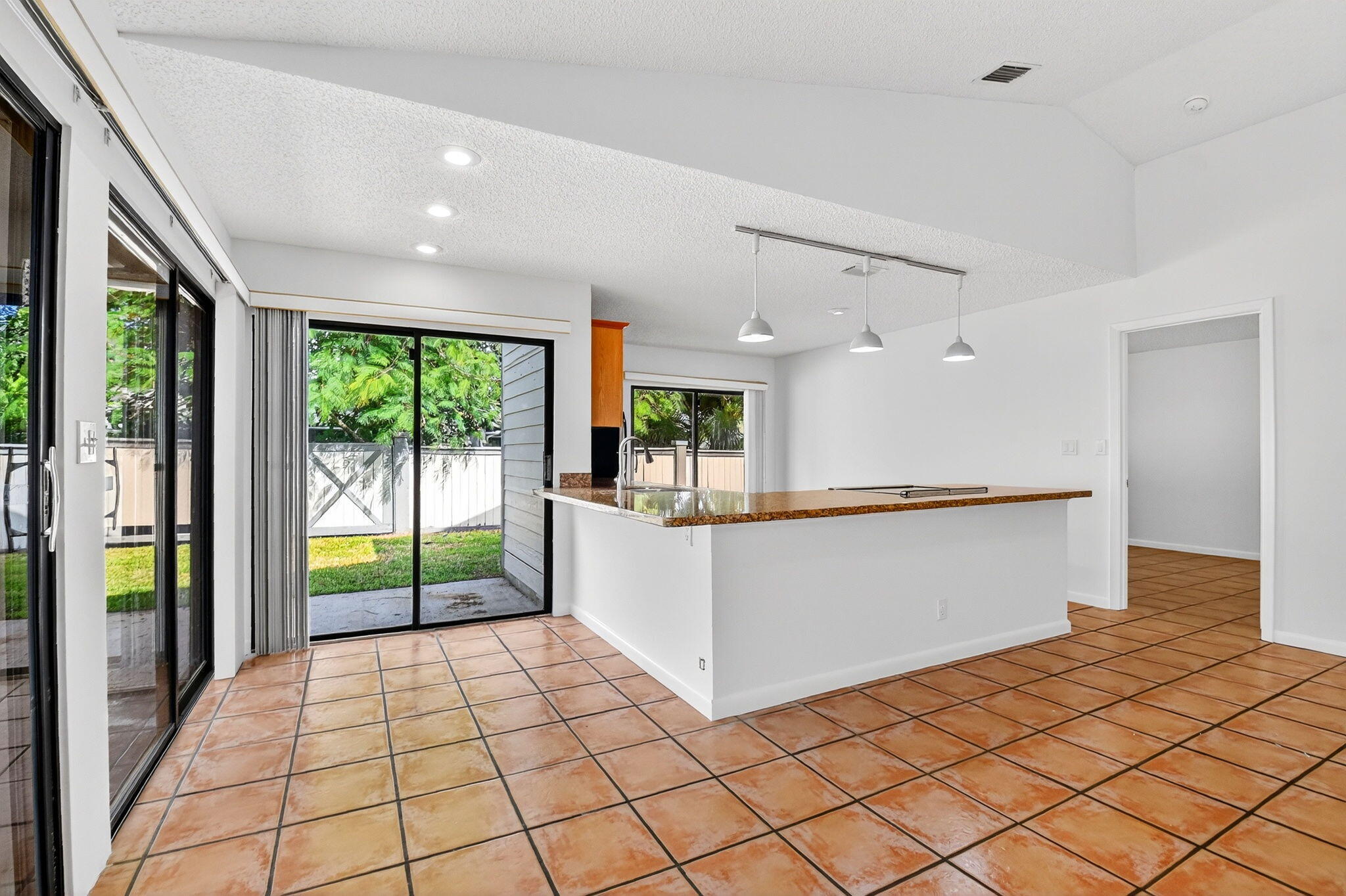 2515 Bedford Mews Dr Wellington, FL 33414