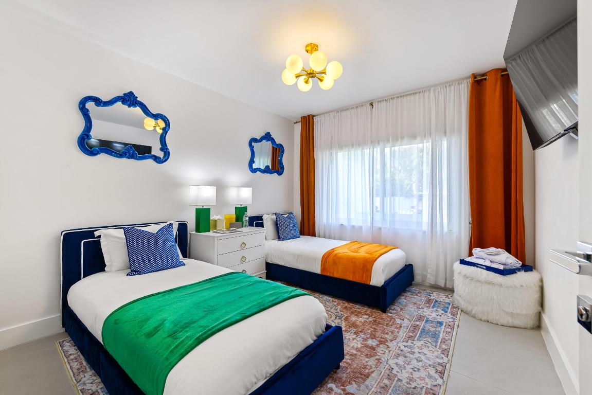 1627 Seabreeze Fort Lauderdale, FL 33316