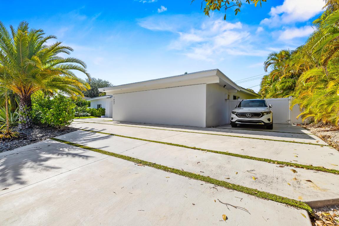 1627 Seabreeze Fort Lauderdale, FL 33316