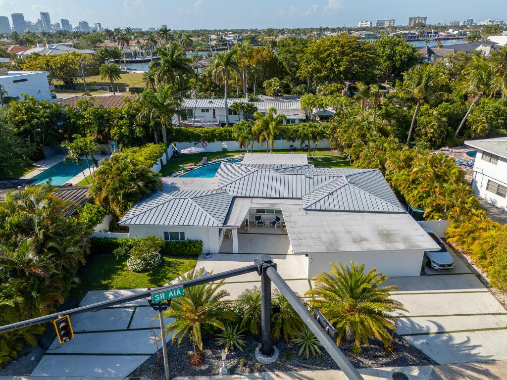 1627 Seabreeze Fort Lauderdale, FL 33316