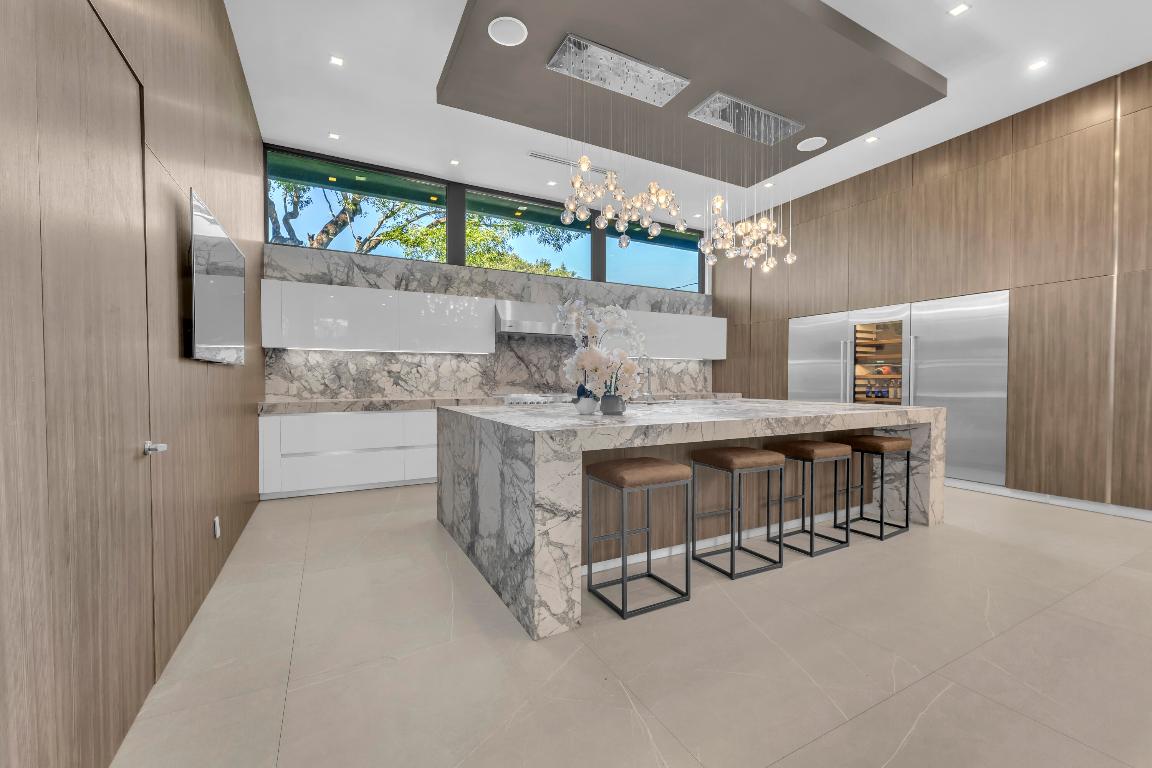 2401 NE 13th Fort Lauderdale, FL 33304