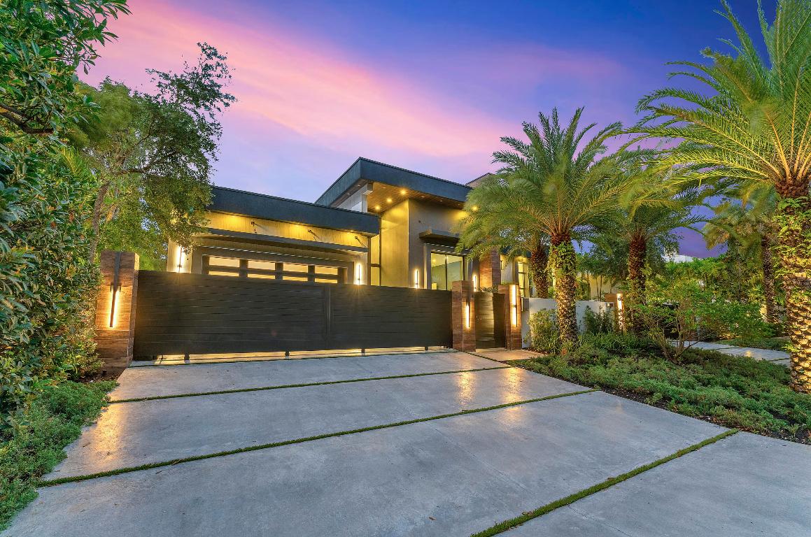 2401 NE 13th Fort Lauderdale, FL 33304