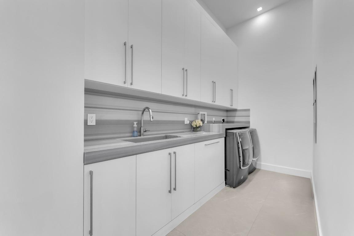 2401 NE 13th Fort Lauderdale, FL 33304