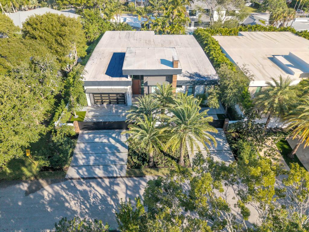 2401 NE 13th Fort Lauderdale, FL 33304