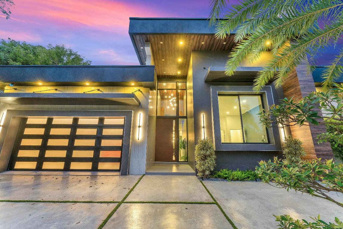 2401 NE 13th Fort Lauderdale, FL 33304