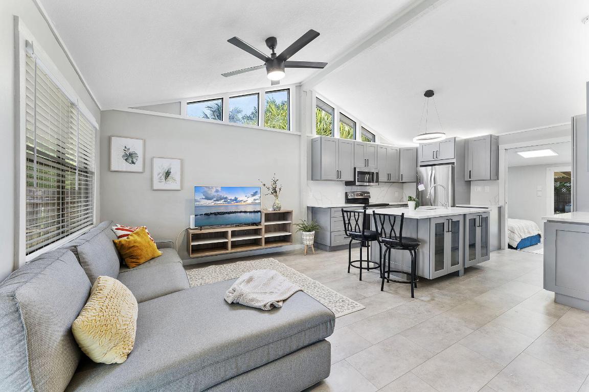 1292 SW 25th Ave Fort Lauderdale, FL 33312