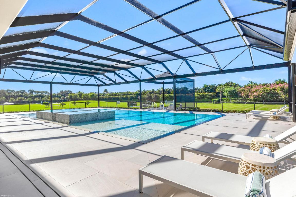 15527 Imperial Pt Ln Wellington, FL 33414