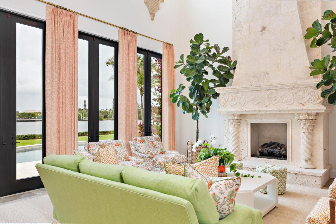 1520 Paslay Manalapan, FL 33462