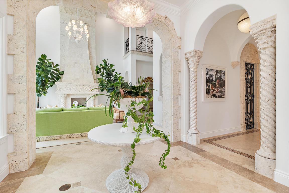 1520 Paslay Manalapan, FL 33462