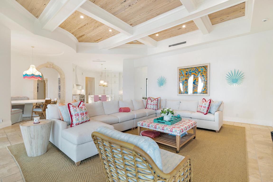 1520 Paslay Manalapan, FL 33462