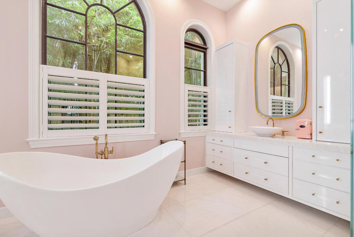 1520 Paslay Manalapan, FL 33462