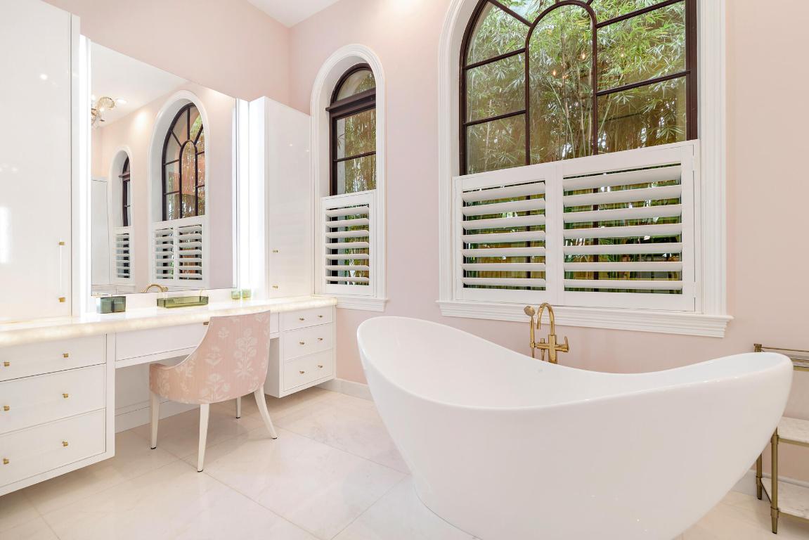 1520 Paslay Manalapan, FL 33462