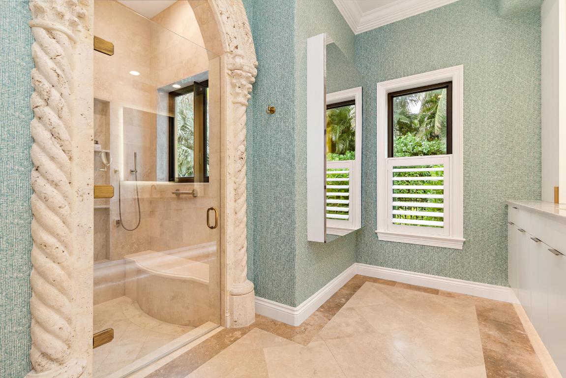 1520 Paslay Manalapan, FL 33462