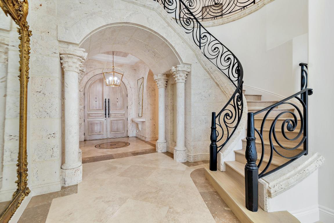 1520 Paslay Manalapan, FL 33462