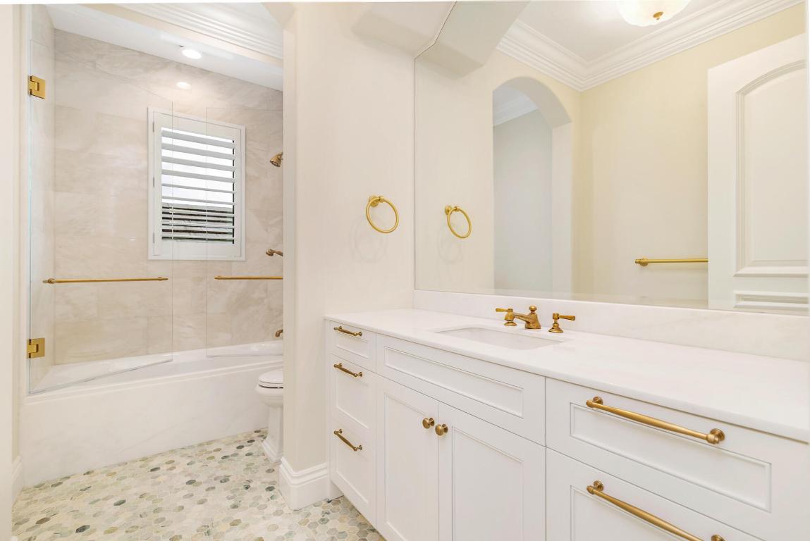 1520 Paslay Manalapan, FL 33462