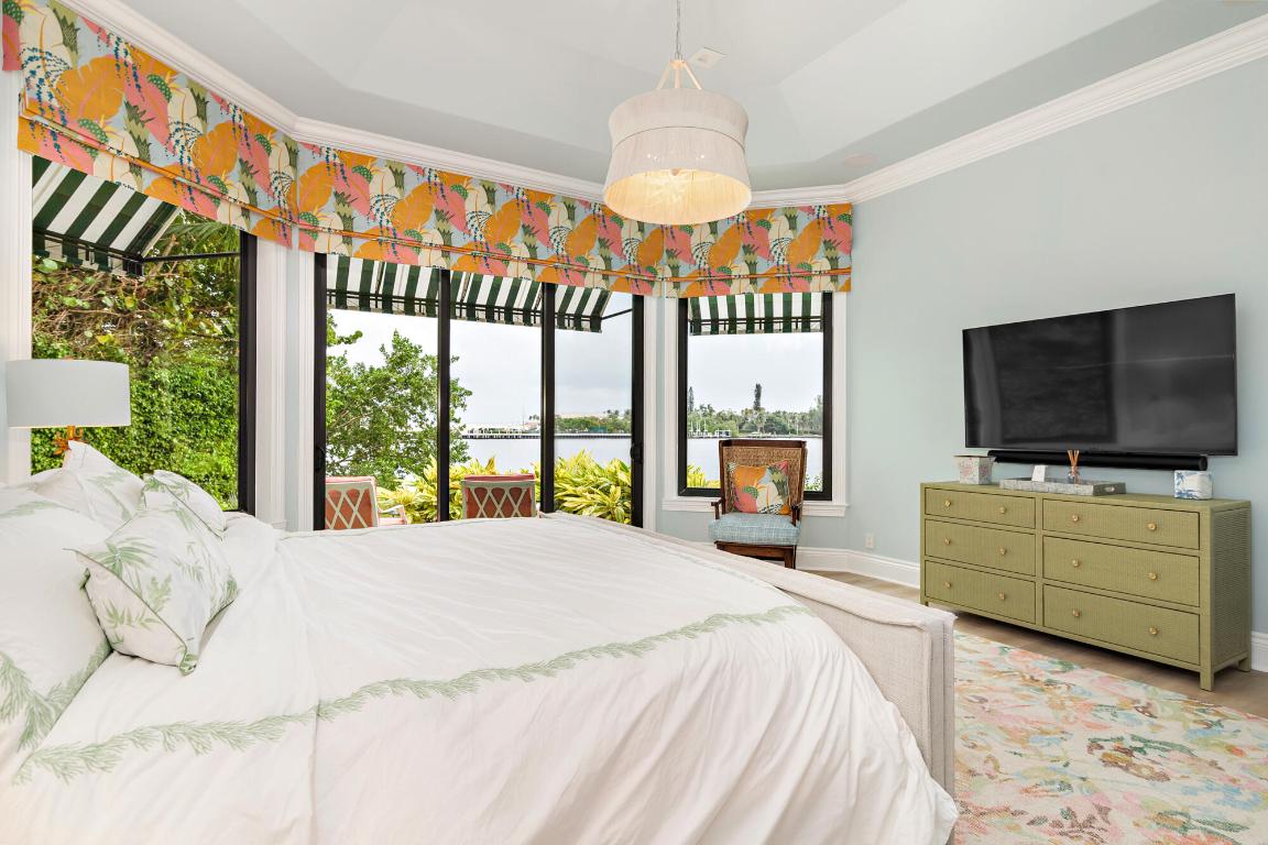 1520 Paslay Manalapan, FL 33462