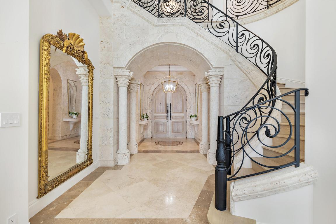 1520 Paslay Manalapan, FL 33462