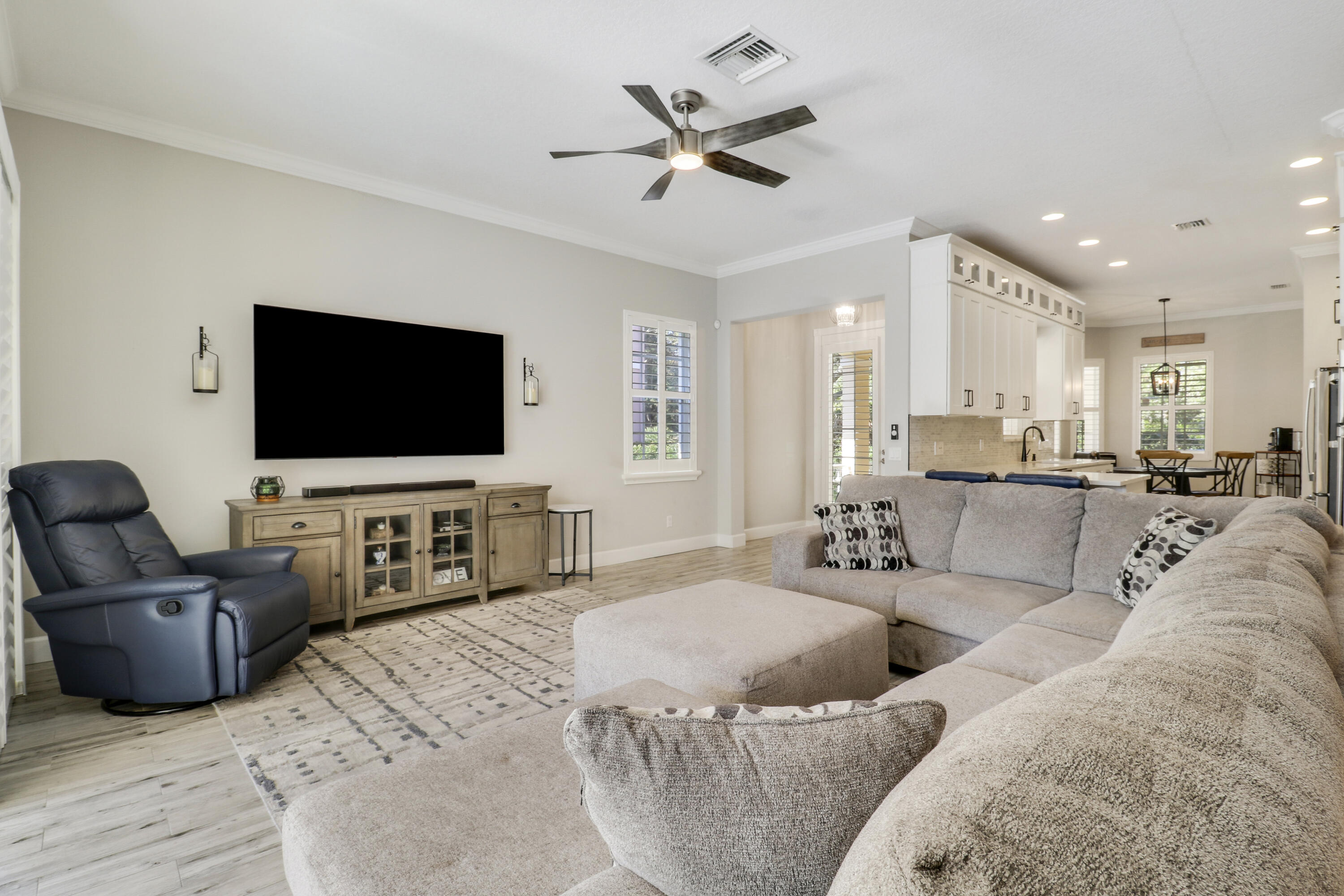 138 Newcastle Jupiter, FL 33458