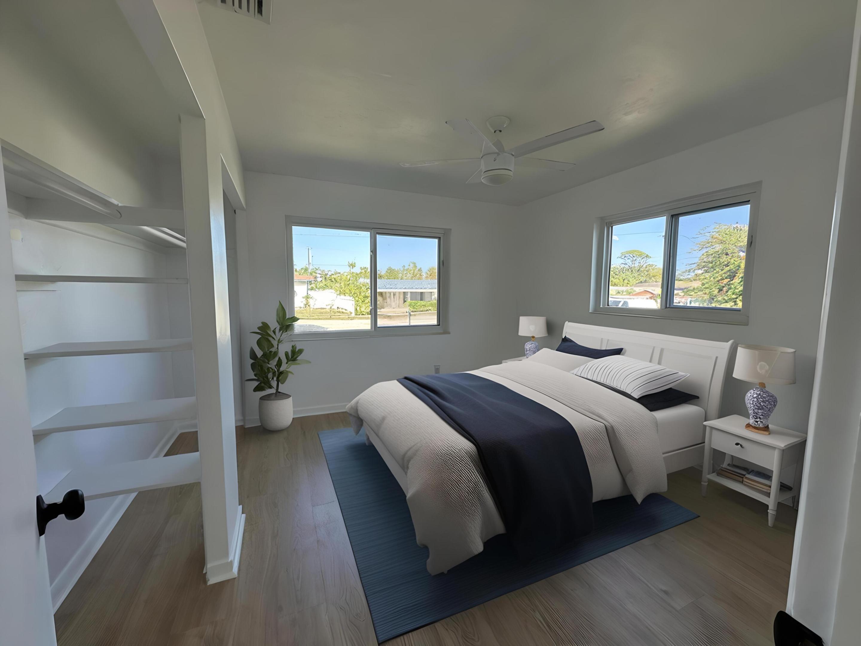 2017 Collier Lake Worth, FL 33461