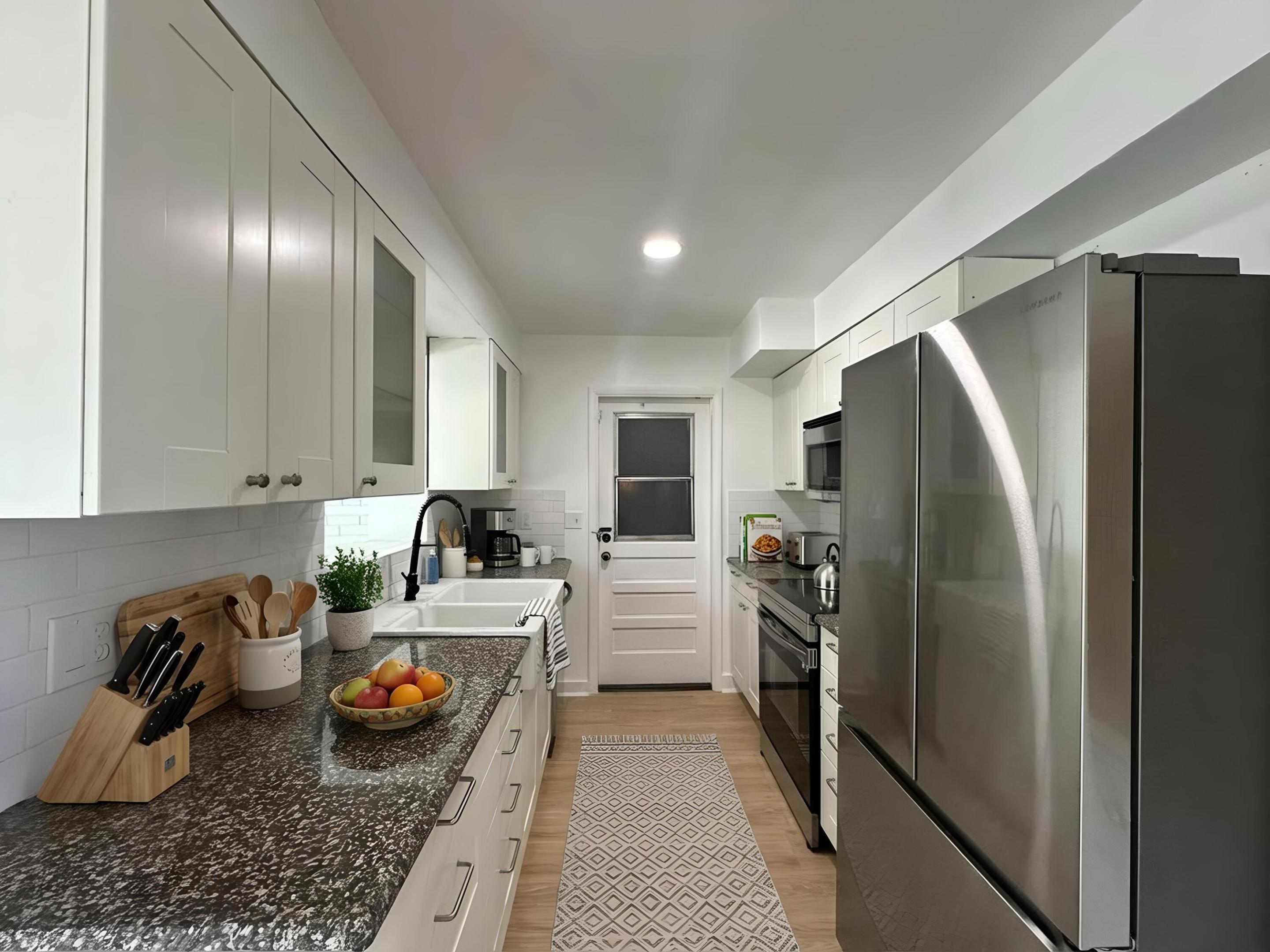 2017 Collier Lake Worth, FL 33461