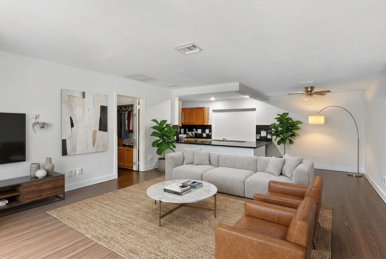 1216 C Loxahatchee Groves, FL 33470