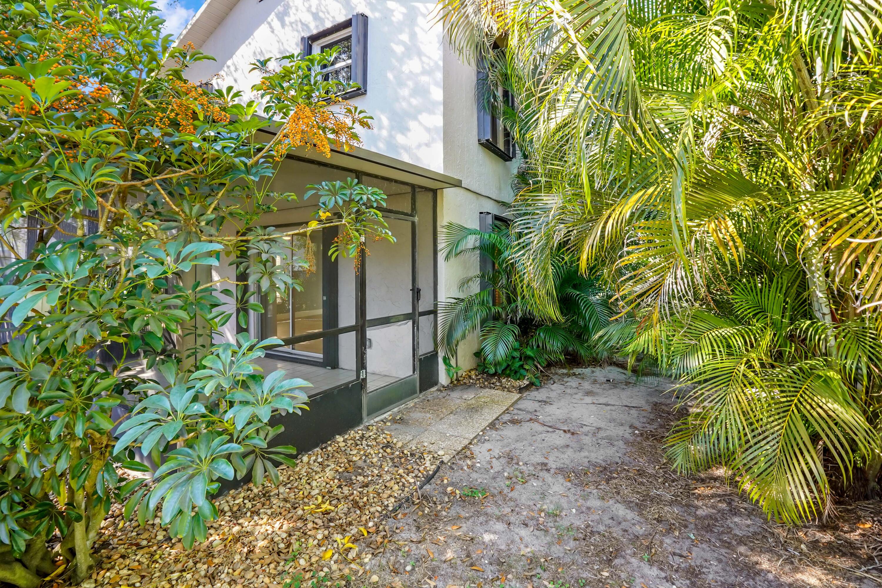 17376 Sentimental Journey Jupiter, FL 33458