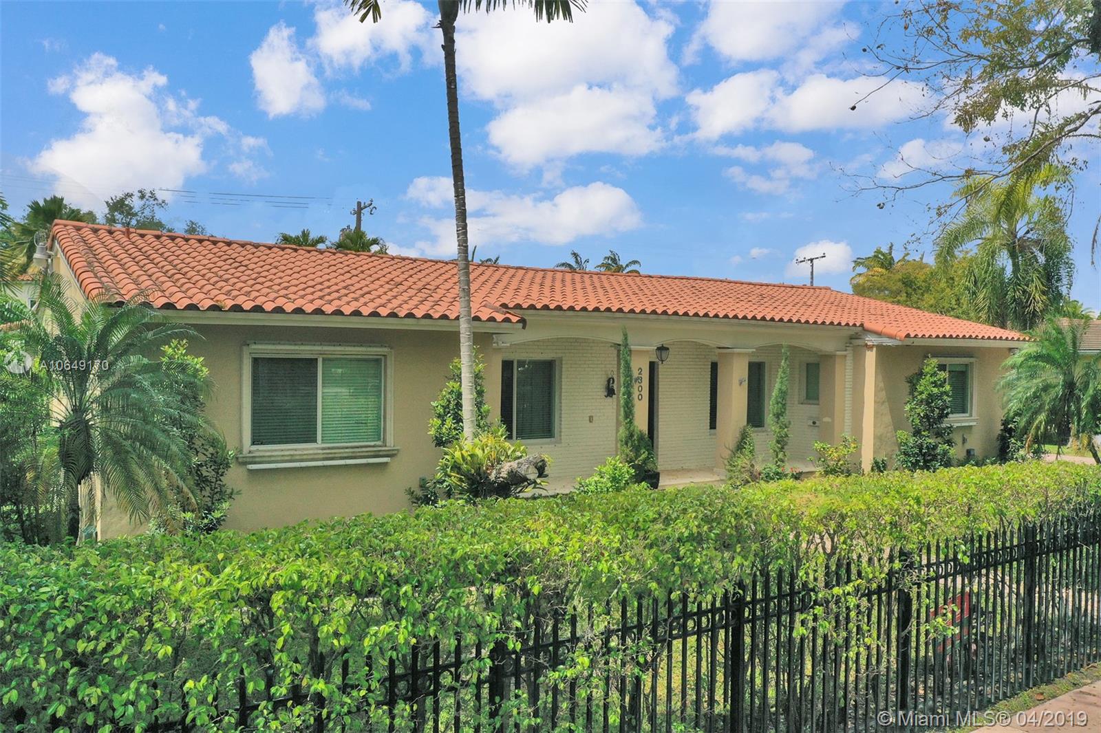 2300 Alhambra Cir,Coral Gables, FL 33134