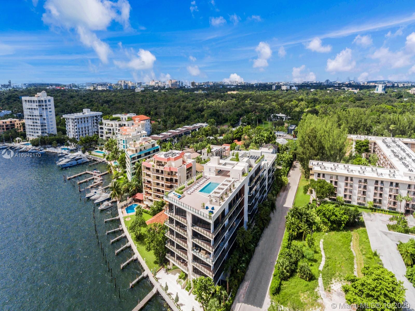 3581 E Glencoe #209 Coconut Grove, FL 33133