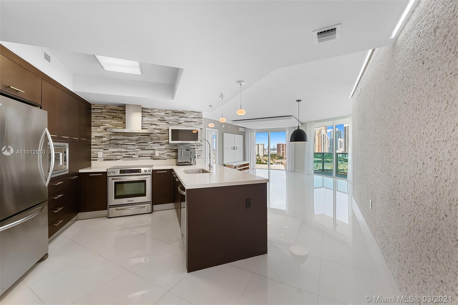 image St Tropez Sunny Isles15