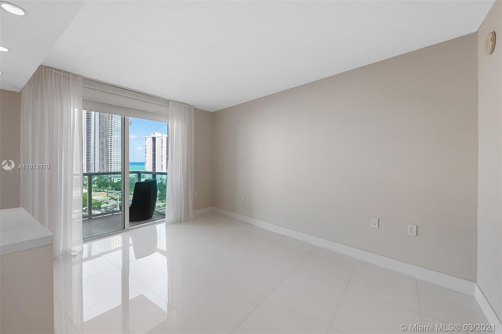 image St Tropez Sunny Isles17