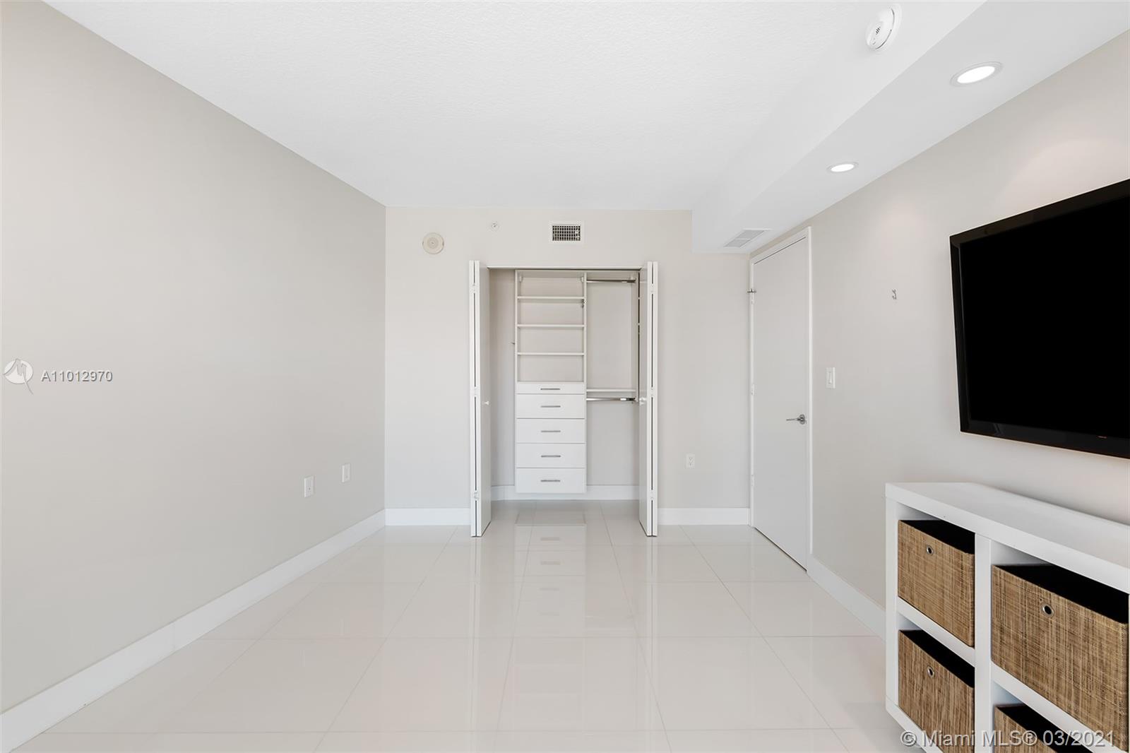 image St Tropez Sunny Isles19