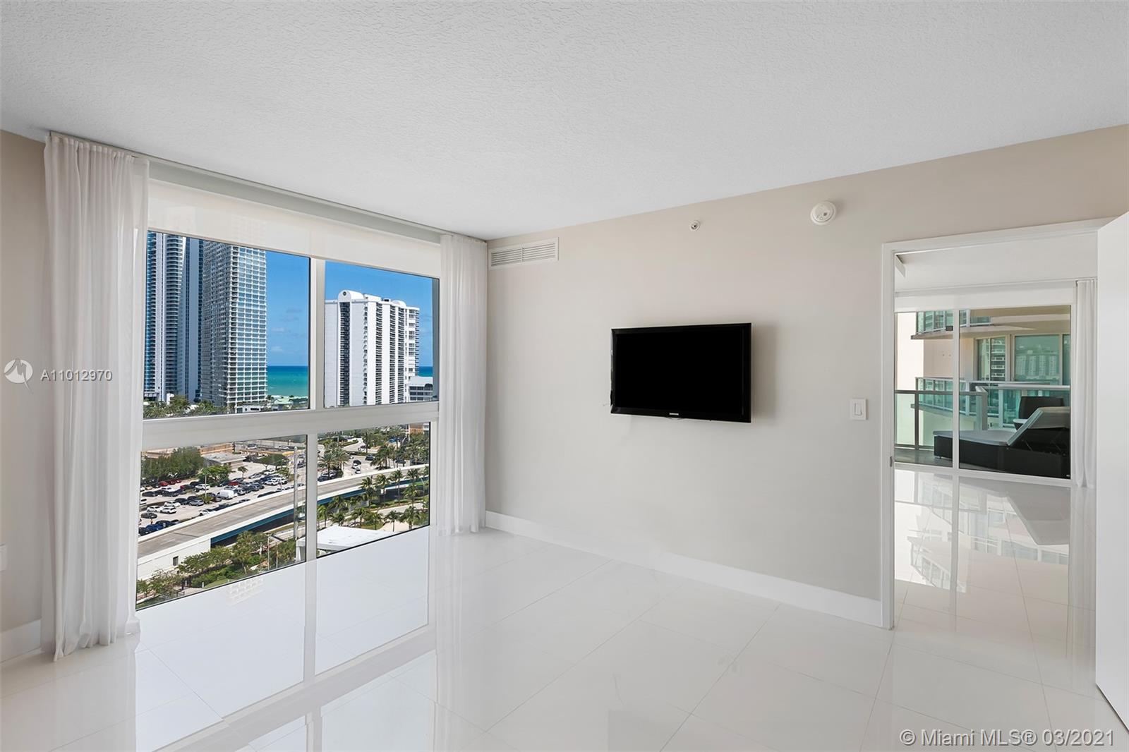 image St Tropez Sunny Isles2