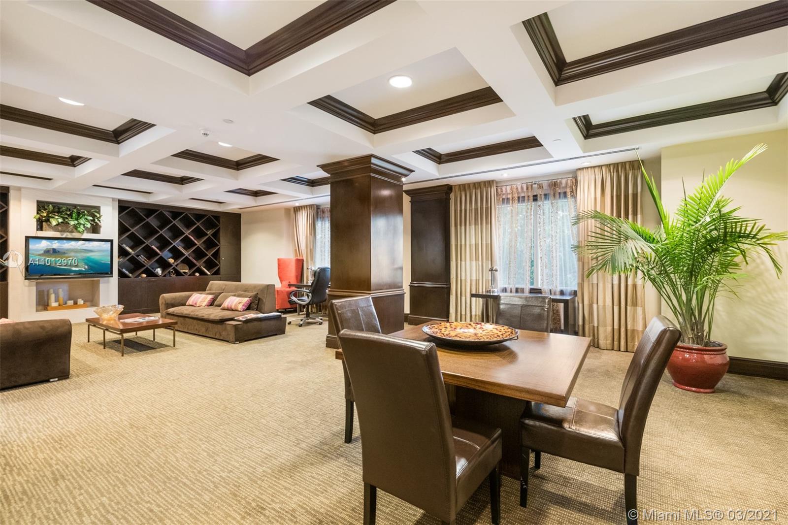 image St Tropez Sunny Isles31