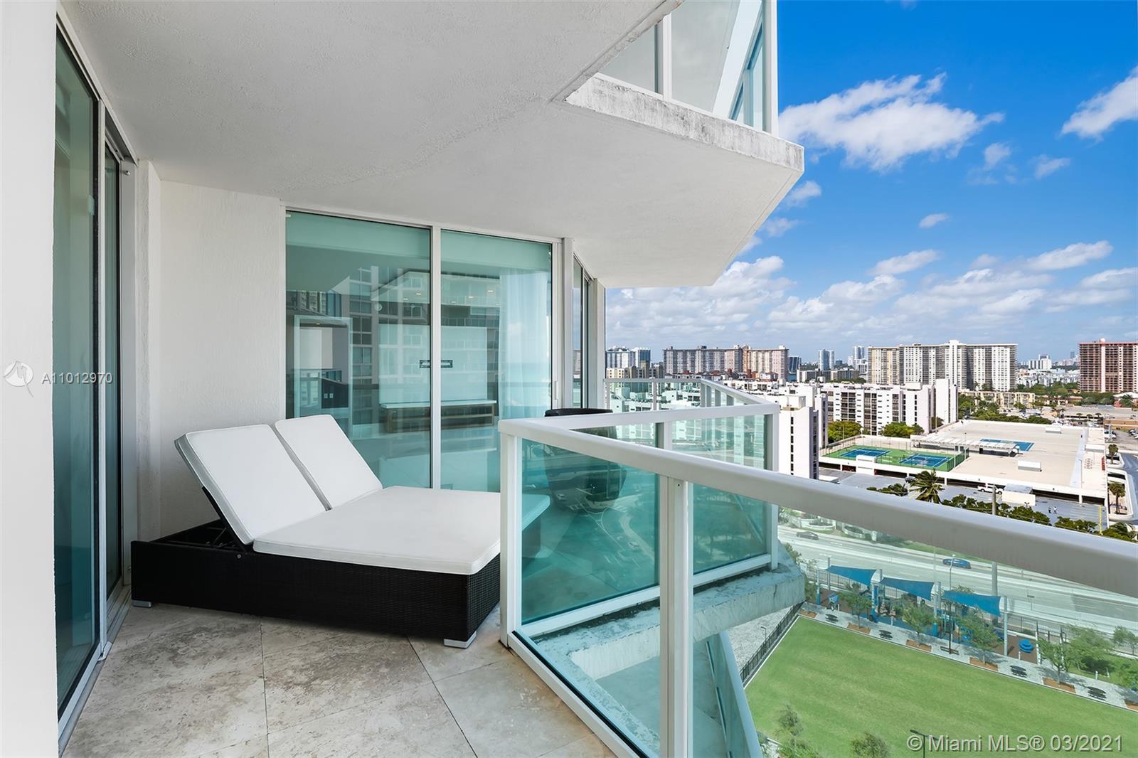 image St Tropez Sunny Isles7