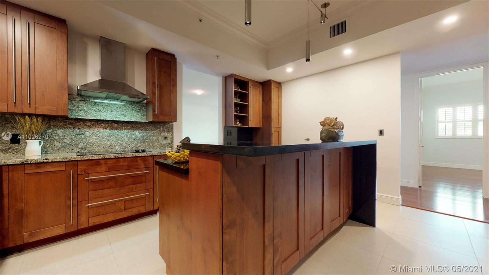 650 S Valencia Ave #402 Coral Gables, FL 33134