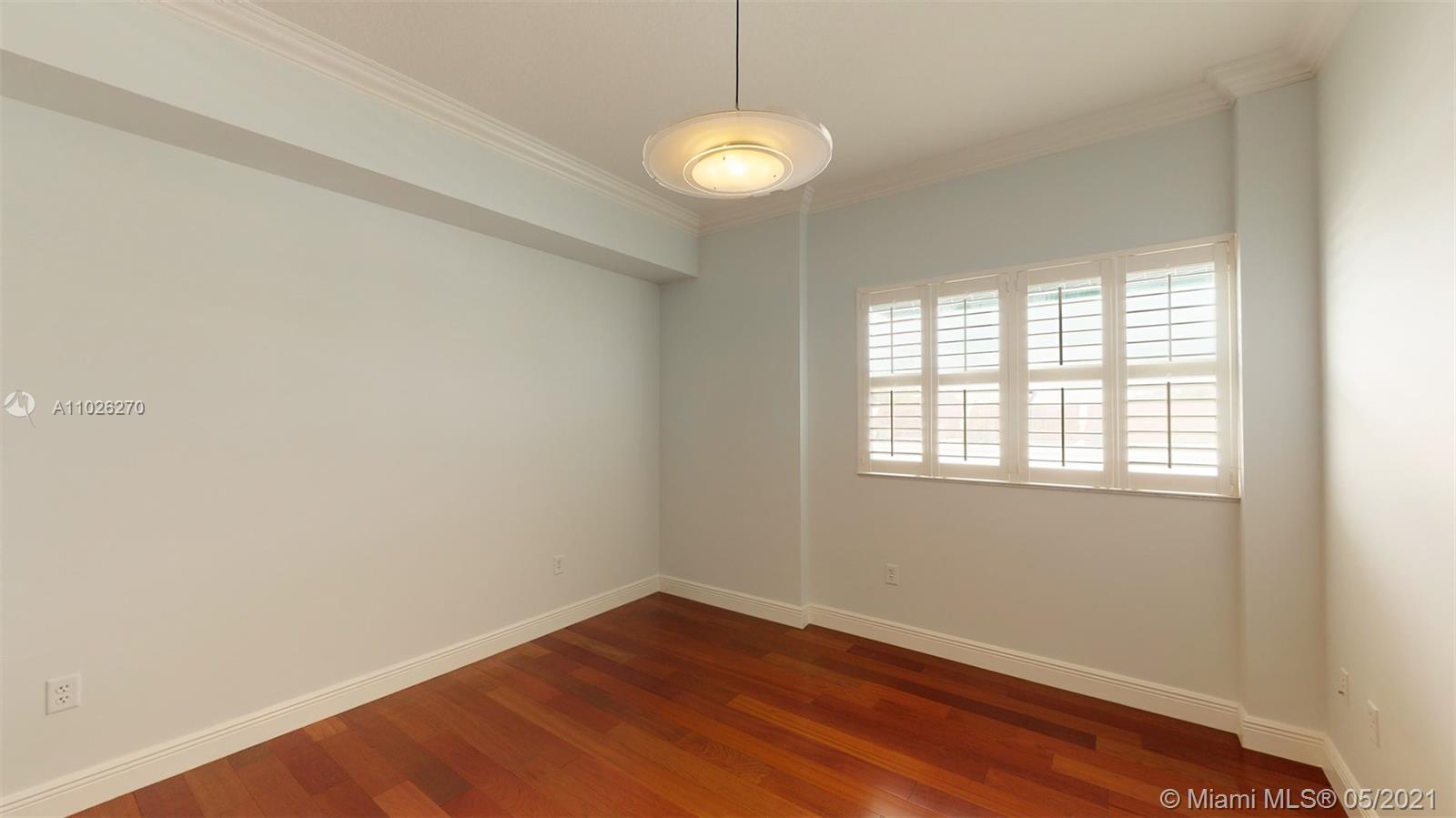 650 S Valencia Ave #402 Coral Gables, FL 33134