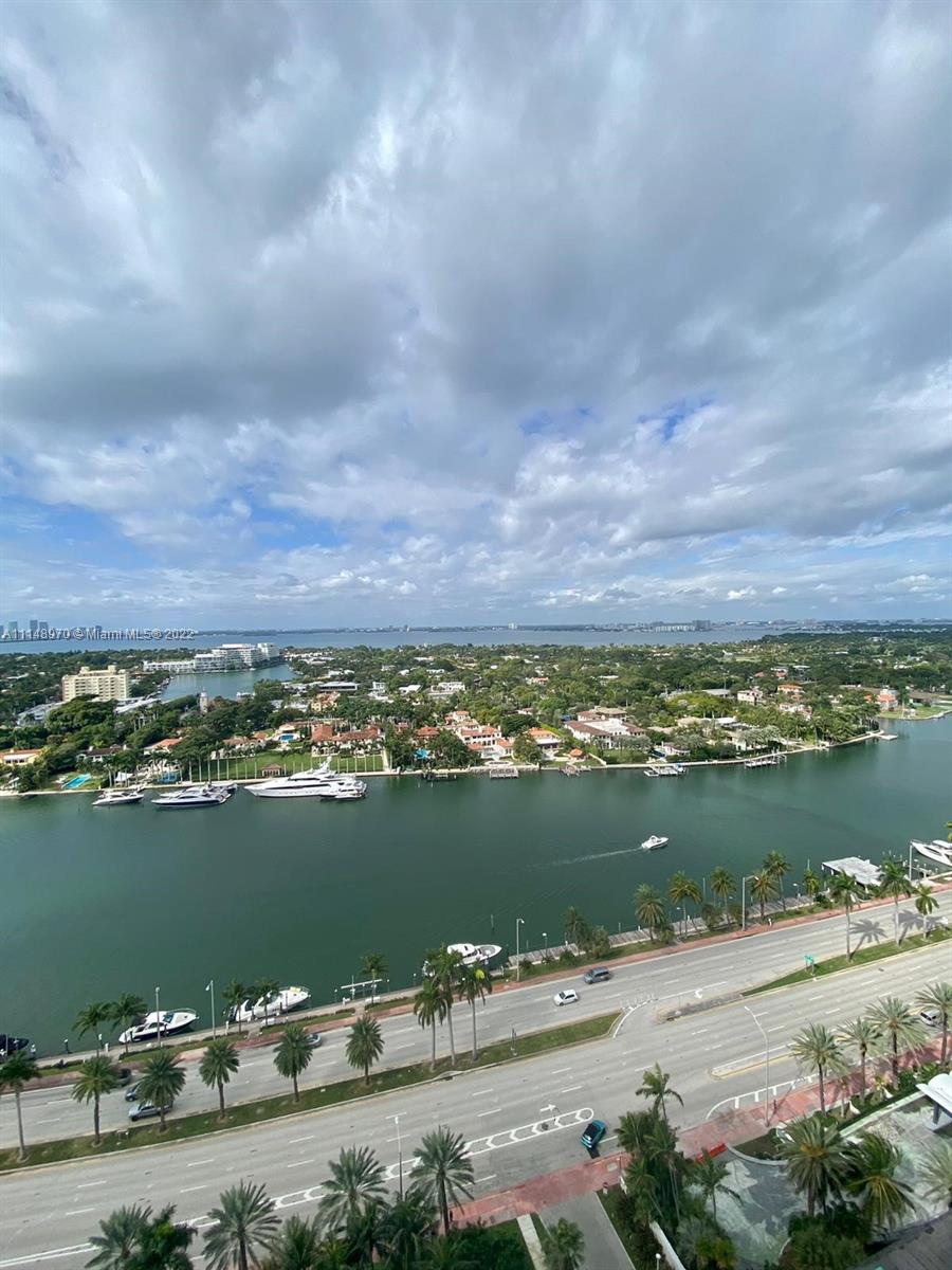 4779 Collins Ave #2406