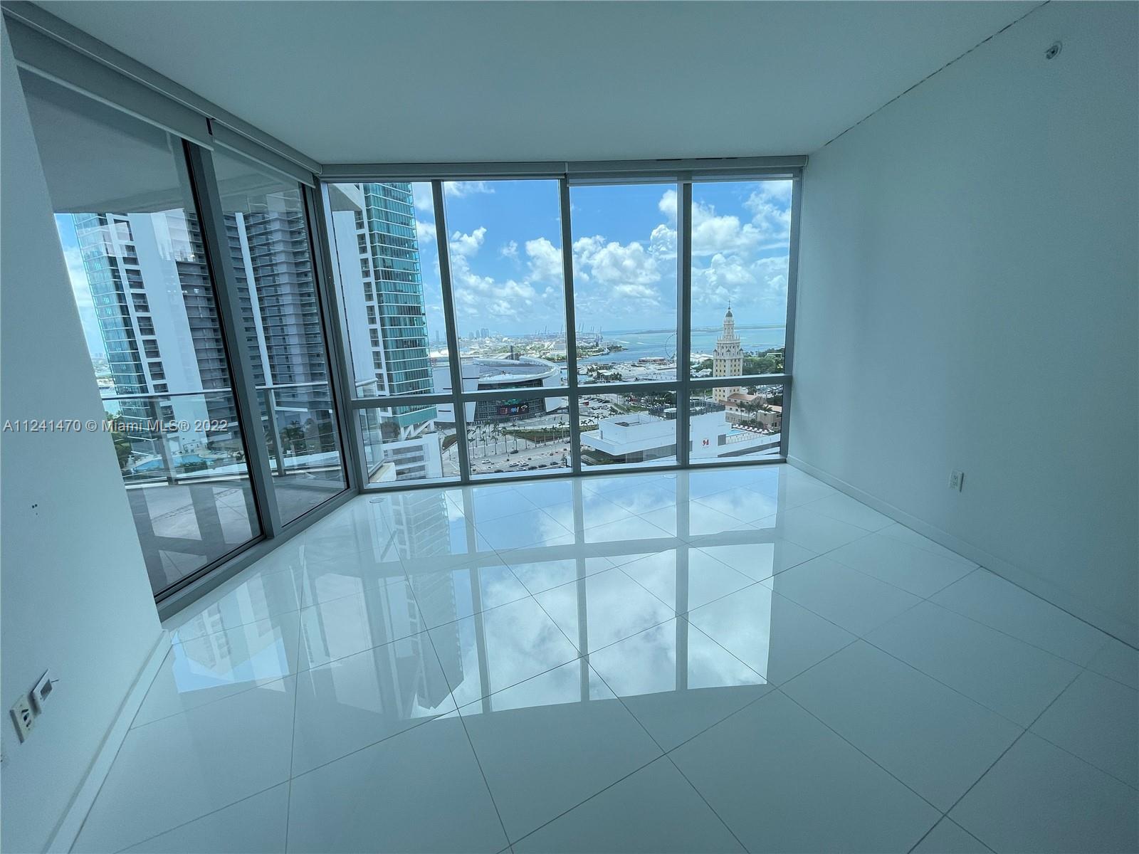 image Paramount Miami Worldcenter0