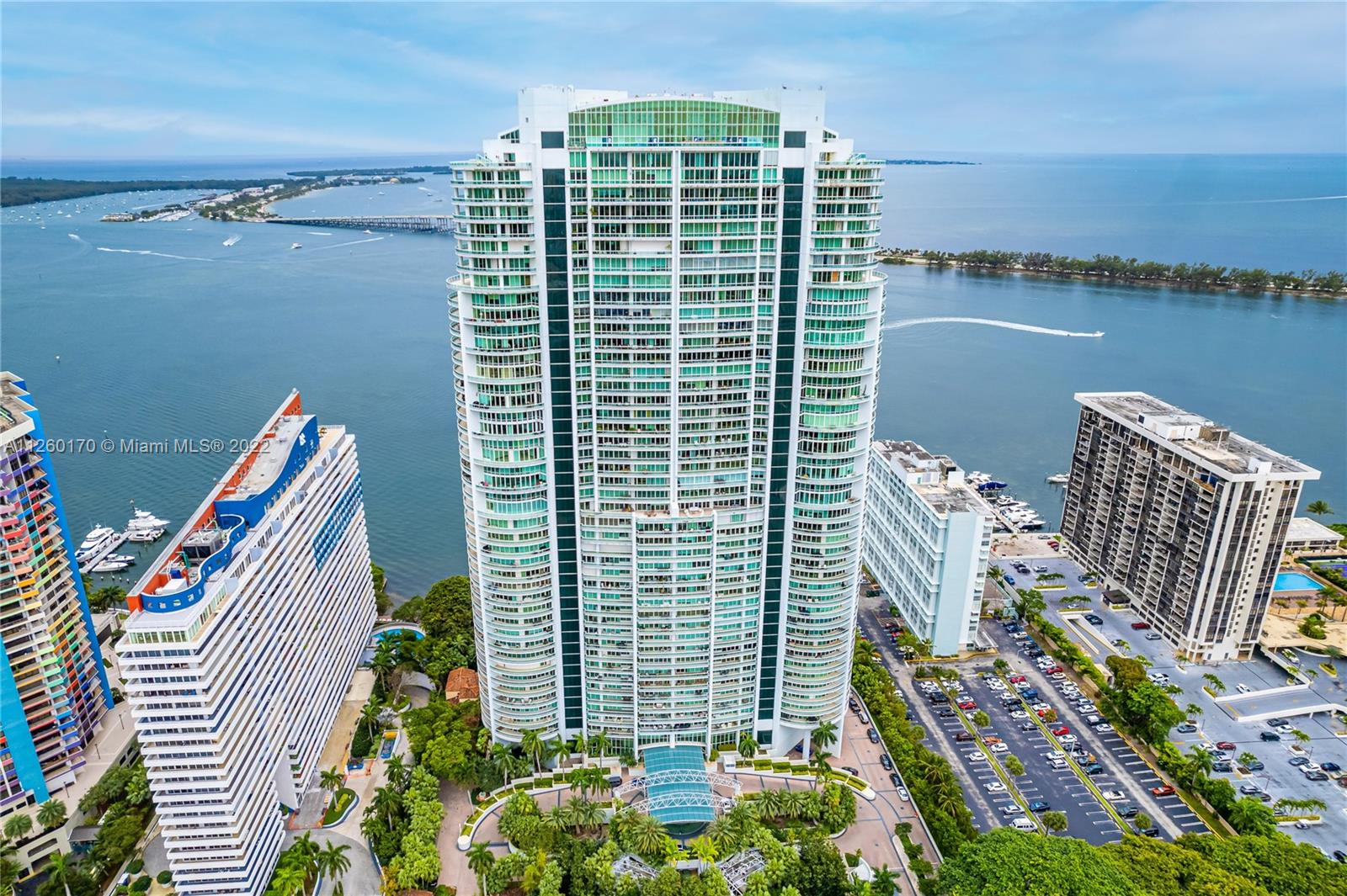 1643 Brickell Ave #1406