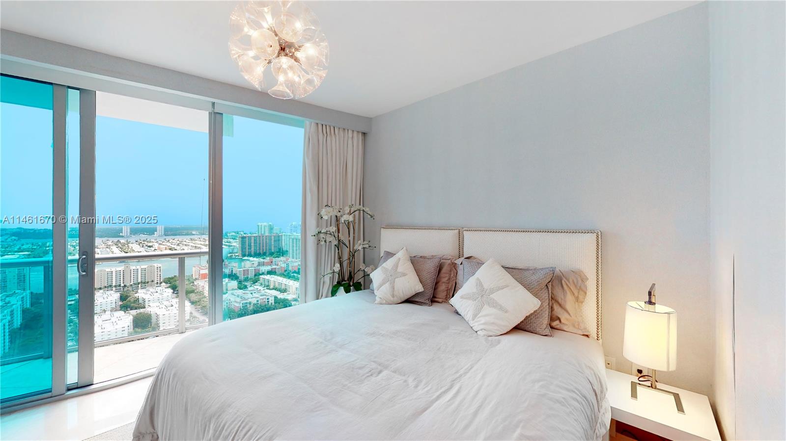 image Jade Beach10