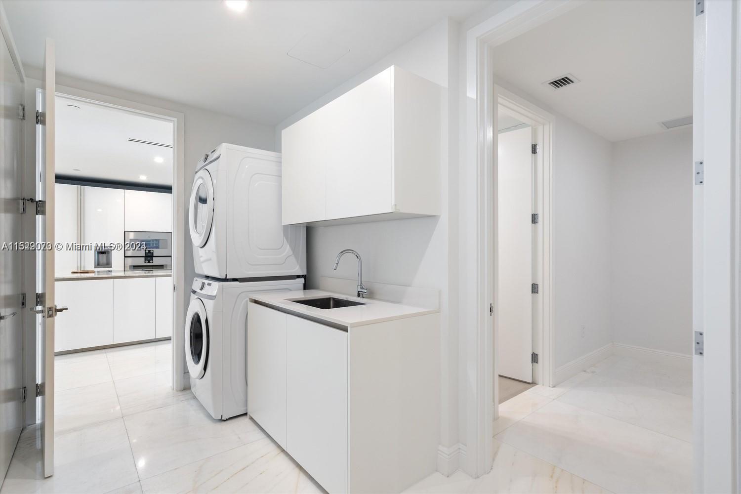 10203 Collins Ave #1402 Bal Harbour, FL 33154