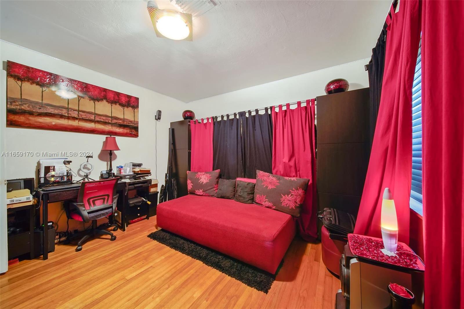 600 93rd St Surfside, FL 33154