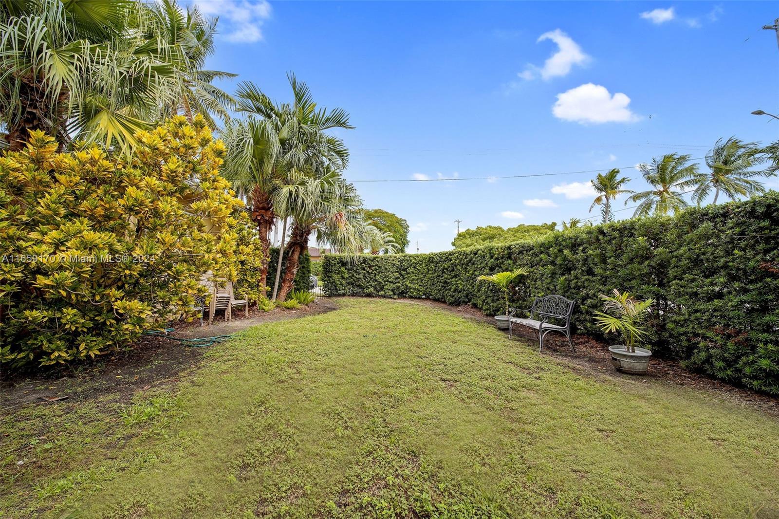 600 93rd St Surfside, FL 33154