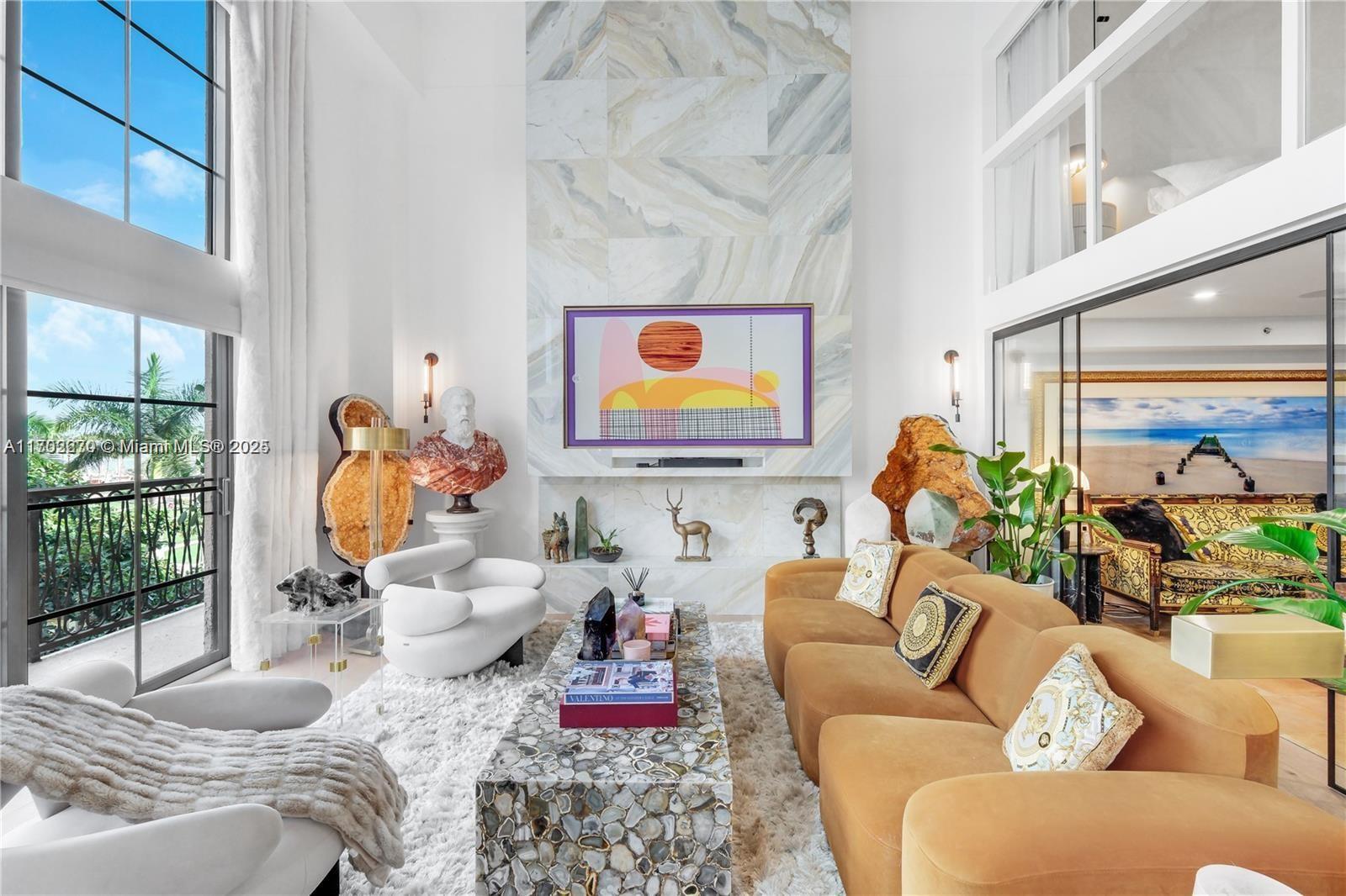 101 N Clematis St #308,West Palm Beach, FL 33401