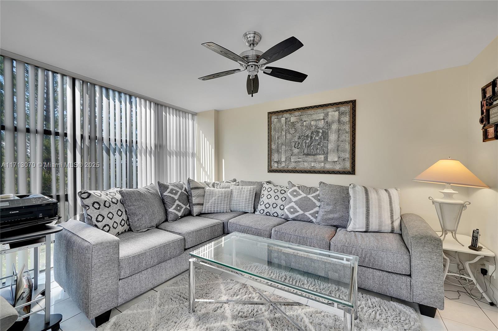 1000 Parkview Dr #730,Hallandale Beach, FL 33009