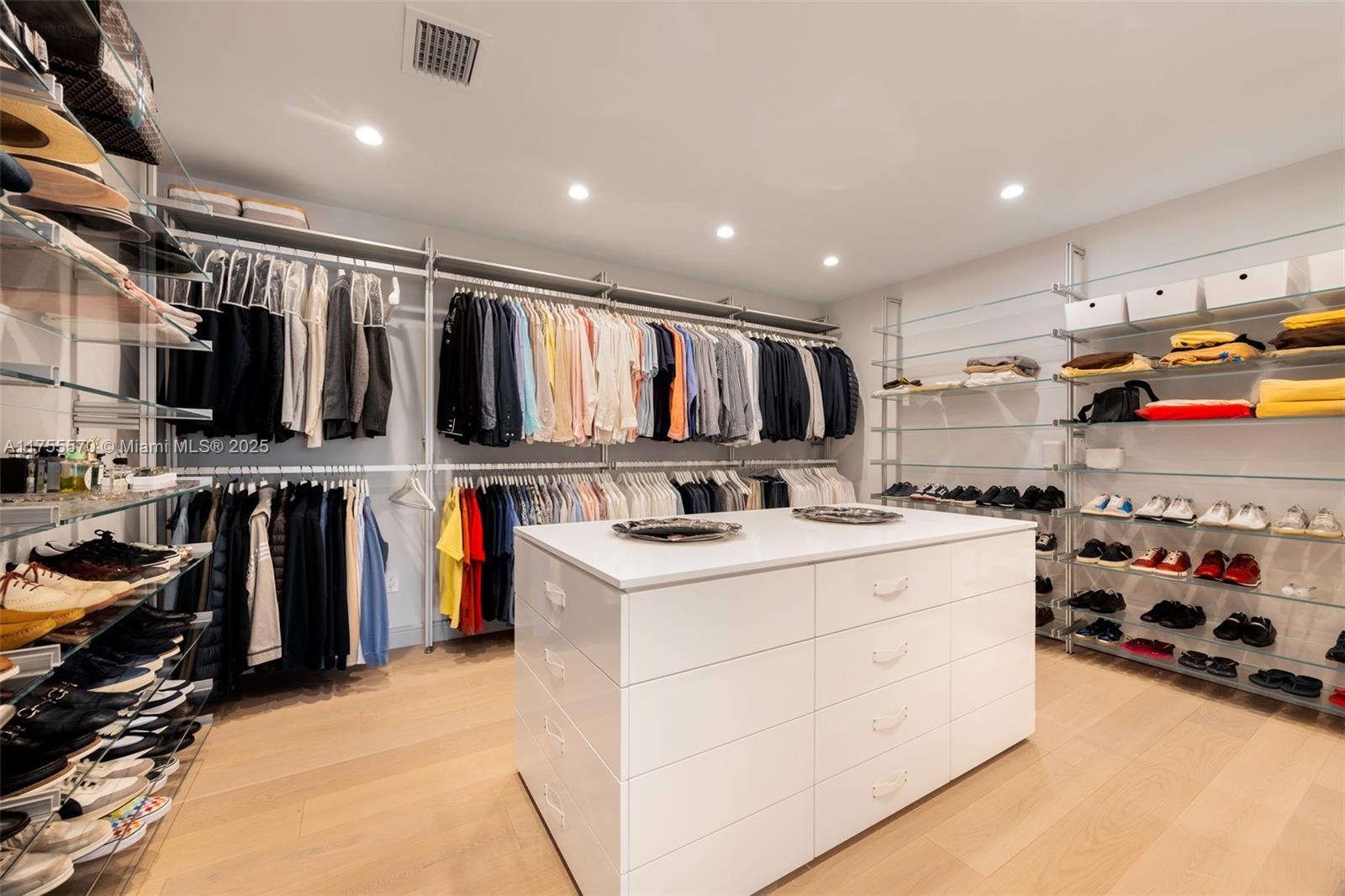 115 NE 94th St Miami Shores, FL 33138