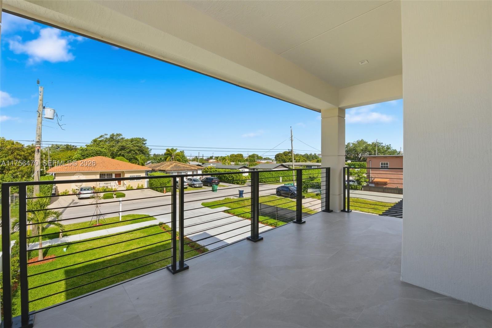 2725 SW 65th Ave Miami, FL 33155